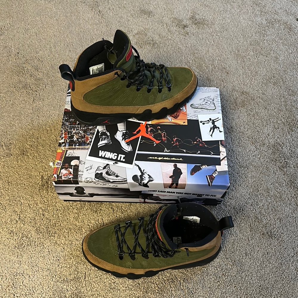 Worn some not alot. Great condition